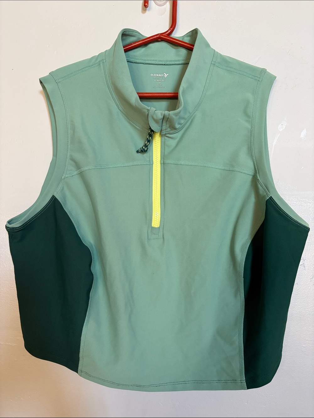 Old Navy Active PowerSoft 2X Colorblock Quarter Zip Sleeveless Vest Green